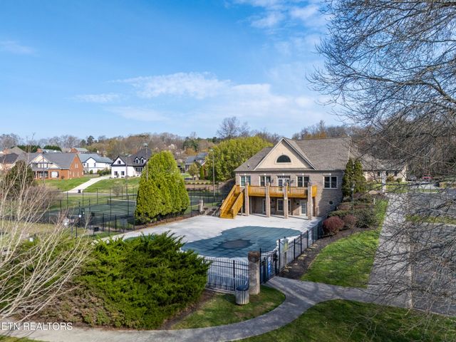 7546 Saint Baron Way, Powell, TN 37849