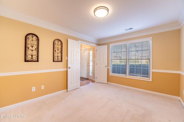 7546 Saint Baron Way, Powell, TN 37849