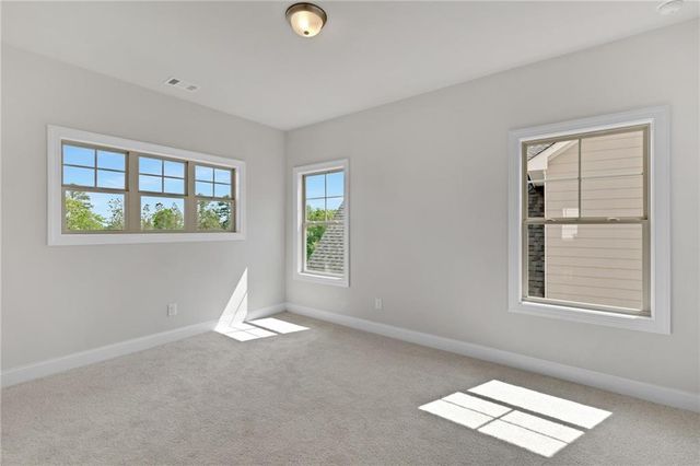 922 Homepark Circle, Buford, GA 30518