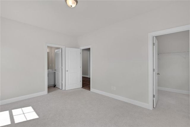 922 Homepark Circle, Buford, GA 30518