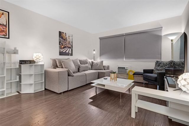 1117 Meridian Ave 5-1117, Miami Beach, FL 33139