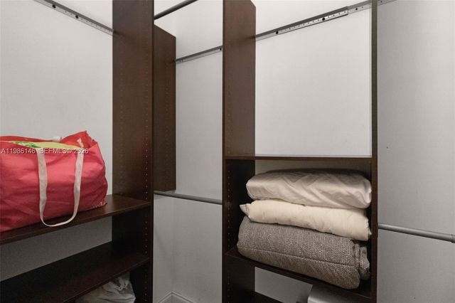 1117 Meridian Ave 5-1117, Miami Beach, FL 33139