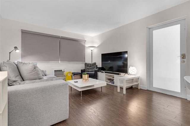 1117 Meridian Ave 5-1117, Miami Beach, FL 33139