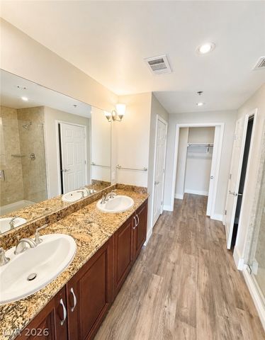 150 Las Vegas Boulevard 2213, Las Vegas, NV 89101