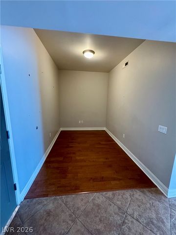 150 Las Vegas Boulevard 2213, Las Vegas, NV 89101