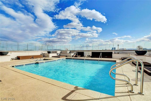 150 Las Vegas Boulevard 2213, Las Vegas, NV 89101
