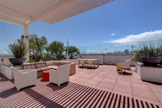 150 Las Vegas Boulevard 2213, Las Vegas, NV 89101