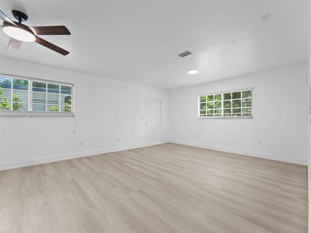 110 NE 152nd Street, Miami, FL 33162