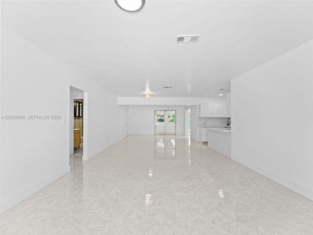110 NE 152nd Street, Miami, FL 33162