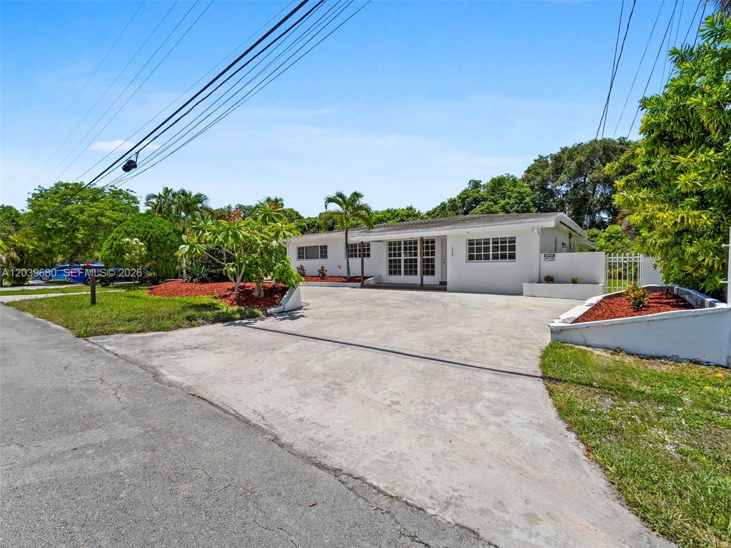 110 NE 152nd Street, Miami, FL 33162