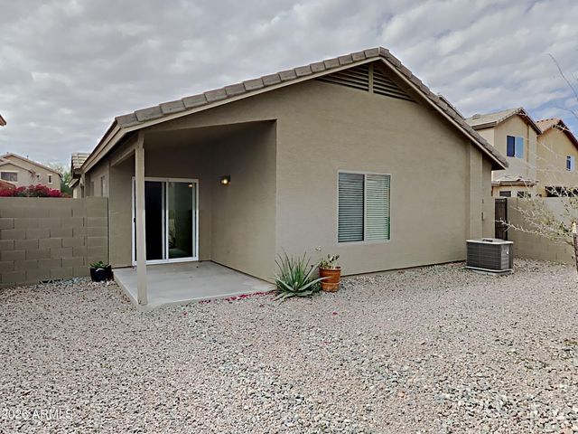 41776 W SUNLAND Drive, Maricopa, AZ 85138