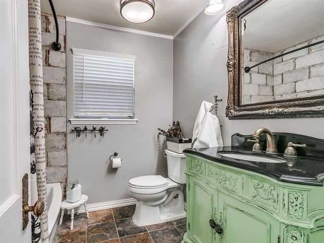 2601 Chateau Drive, Norman, OK 73069