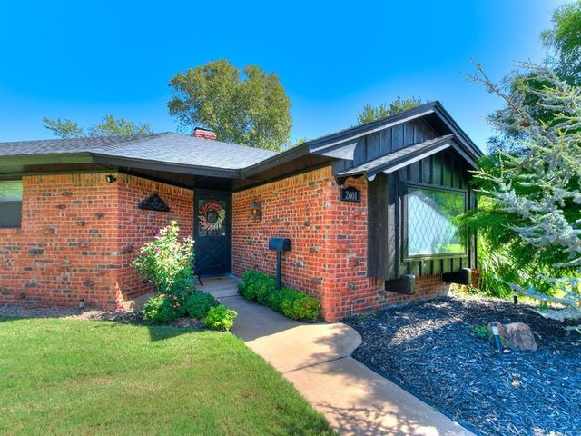 2601 Chateau Drive, Norman, OK 73069