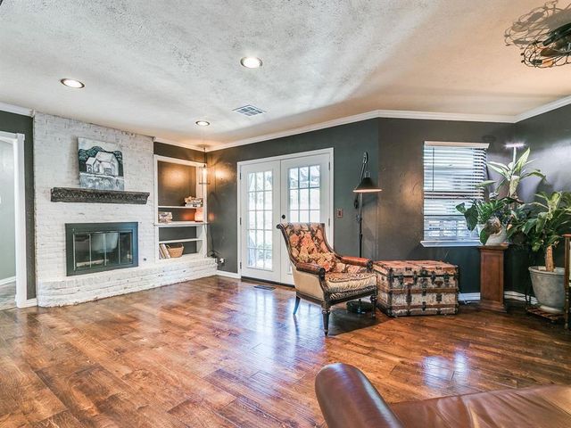 2601 Chateau Drive, Norman, OK 73069