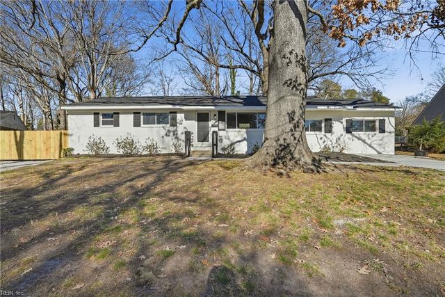 3828 Annie LN, Virginia Beach, VA 23452