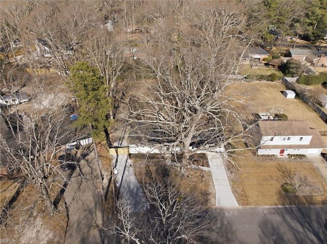 3828 Annie LN, Virginia Beach, VA 23452