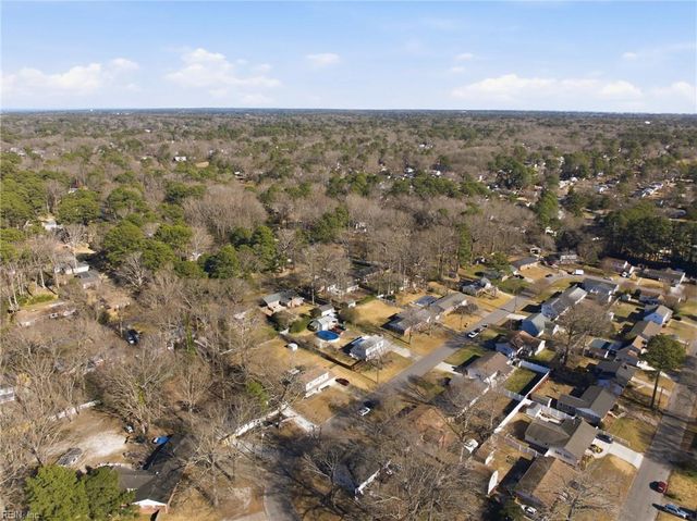 3828 Annie LN, Virginia Beach, VA 23452