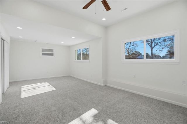 3828 Annie LN, Virginia Beach, VA 23452