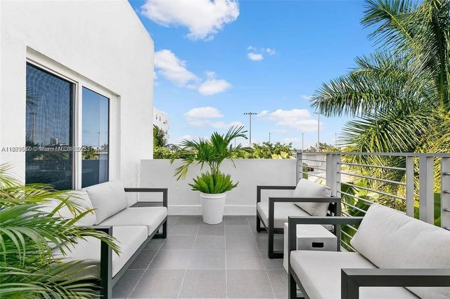 1024 Lenox Ave 8, Miami Beach, FL 33139