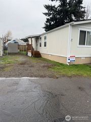 10302 Lakeview Avenue SW #21, Lakewood, WA 98499