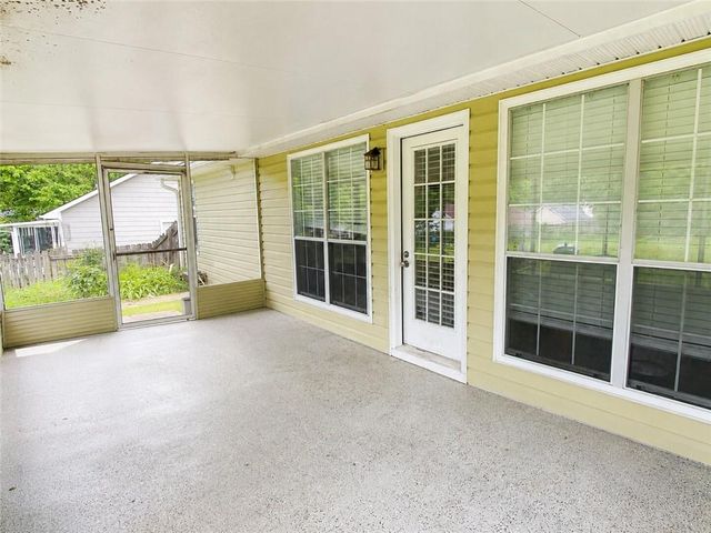 5165 Sterling Trace Court NW, Lilburn, GA 30047