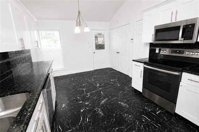 5165 Sterling Trace Court NW, Lilburn, GA 30047
