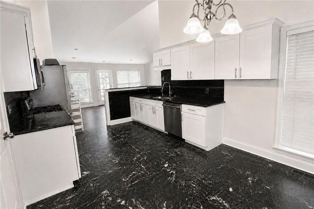 5165 Sterling Trace Court NW, Lilburn, GA 30047