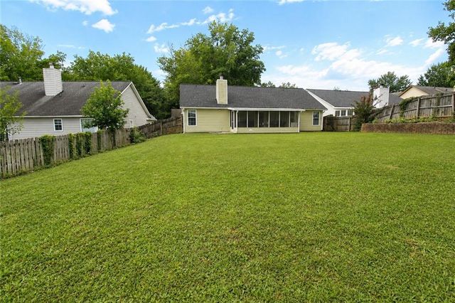 5165 Sterling Trace Court NW, Lilburn, GA 30047