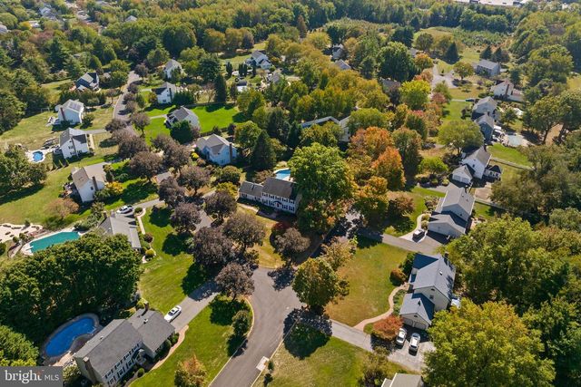 2 CHAMBERS CT, Robbinsville, NJ 08691