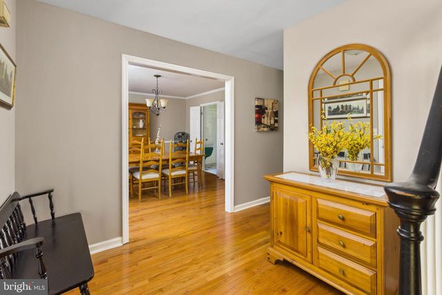 2 CHAMBERS CT, Robbinsville, NJ 08691