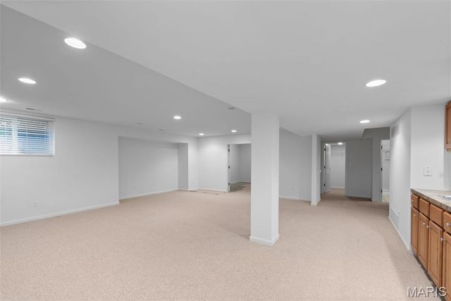 6042 Glennaire Drive 28, St Louis, MO 63129