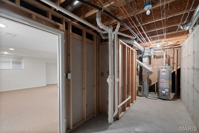 6042 Glennaire Drive 28, St Louis, MO 63129