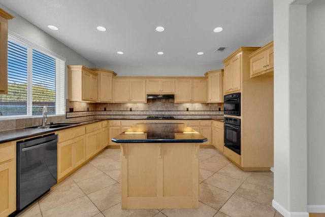 906 NATOMA COURT, Discovery Bay, CA 94505