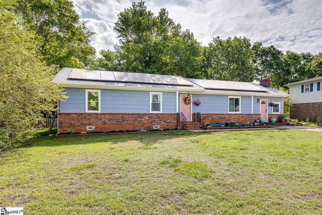 5 Riverwood Court, Greenville, SC 29617