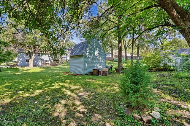 7111 SW 17th Street, Des Moines, IA 50315