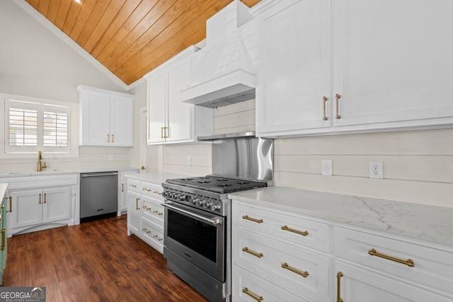 135 Serenity Lane, St. Simons, GA 31522