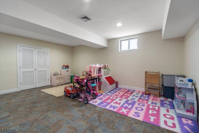 128 Montross Ave, Rutherford Boro, NJ 07070
