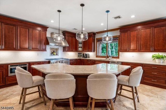 128 Montross Ave, Rutherford Boro, NJ 07070