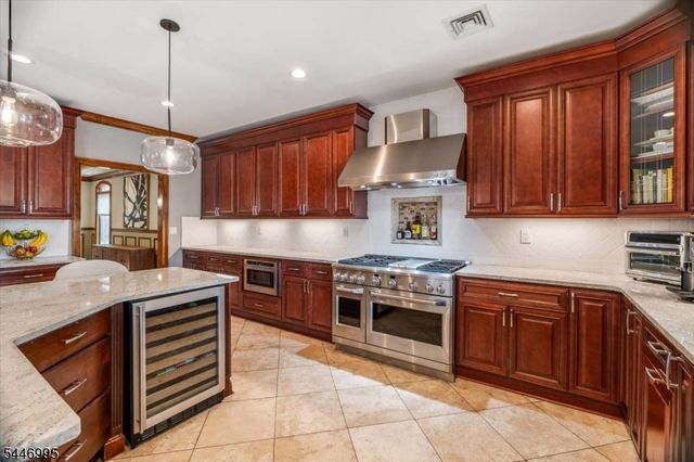 128 Montross Ave, Rutherford Boro, NJ 07070