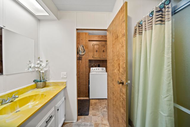 470 Brushwood Drive, 139, Redding, CA 96003