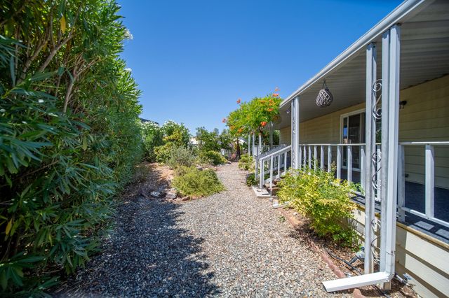 470 Brushwood Drive, 139, Redding, CA 96003