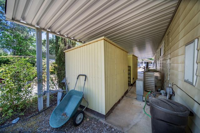 470 Brushwood Drive, 139, Redding, CA 96003