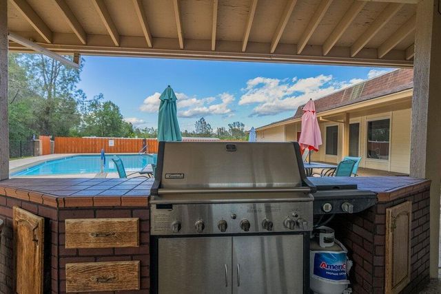 470 Brushwood Drive, 139, Redding, CA 96003