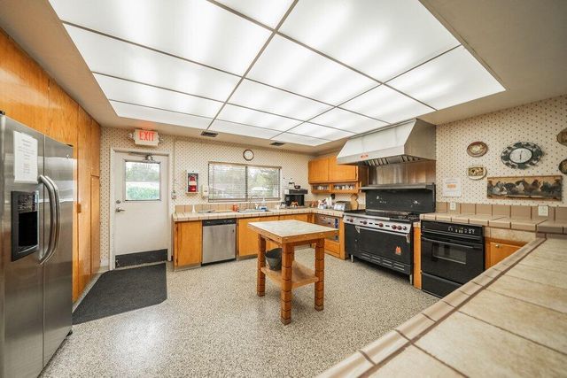 470 Brushwood Drive, 139, Redding, CA 96003