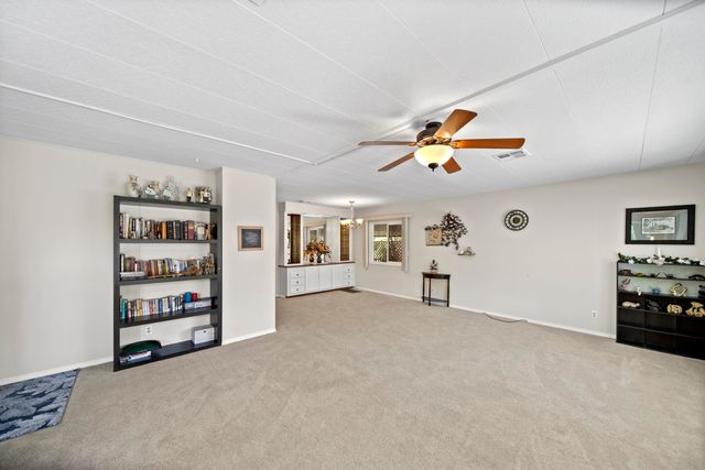 470 Brushwood Drive, 139, Redding, CA 96003