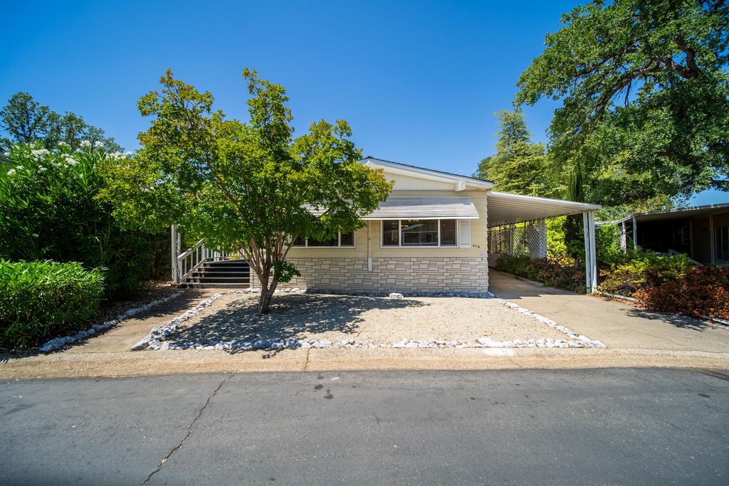 470 Brushwood Drive, 139, Redding, CA 96003