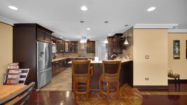 8432 Greenwood Avenue, Munster, IN 46321