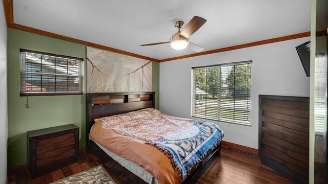 8432 Greenwood Avenue, Munster, IN 46321