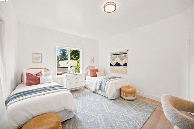 661 Brookwood Pl, Oakland, CA 94610