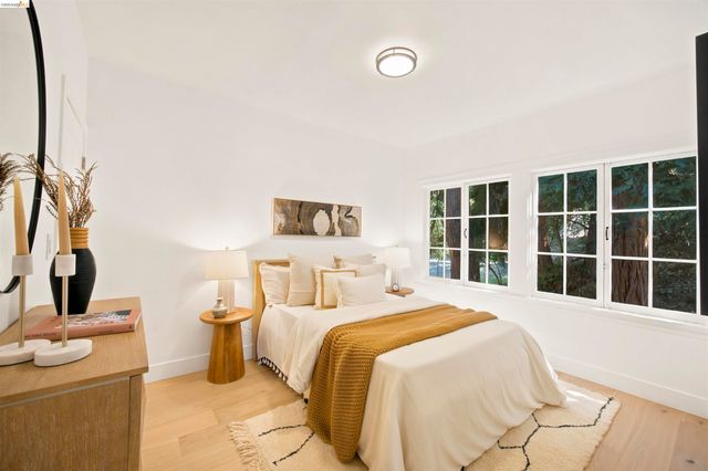 661 Brookwood Pl, Oakland, CA 94610